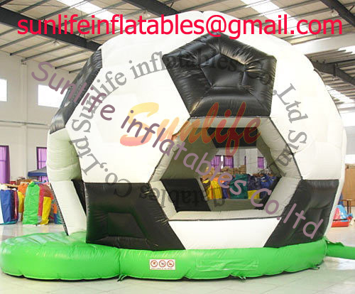 inflatable 0.55mm pvc tarpaulin soccer jumping castle BO159